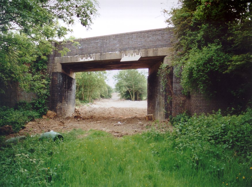 Bridge 409 looking south.  Summer 2002.